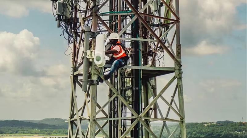 Alphabet создала земного конкурента Starlink — компанию Taara, которая покрывает интернетом труднодоступные места с помощью лазеров